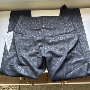 Lululemon align HR pant 28”